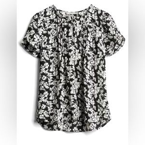 Daniel Rainn Callisto Pleat detail tulip sleeve blouse